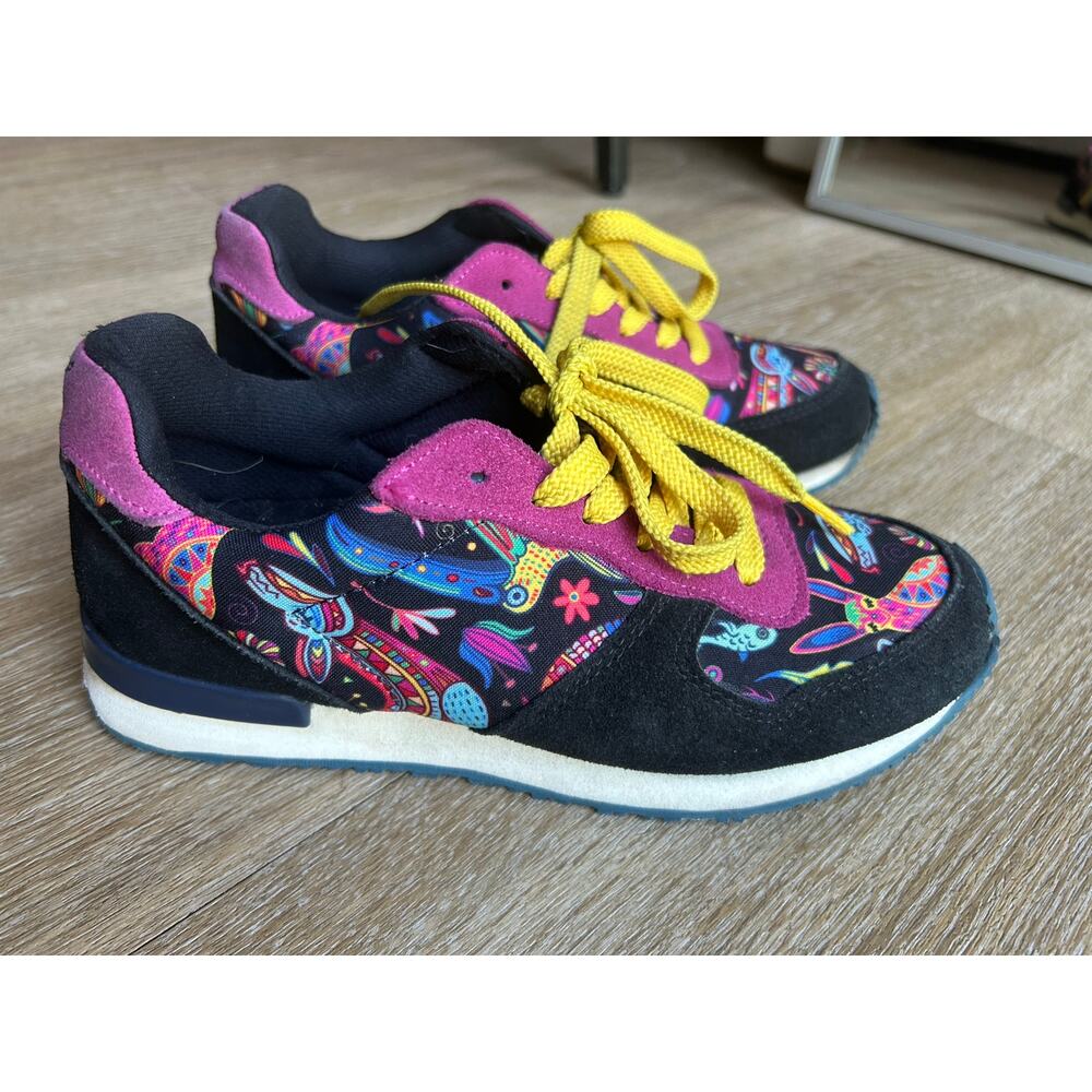 Inkkas Zocalo Jogger Sneakers folkboho suede comfort luxury Mexico Arstyfestival